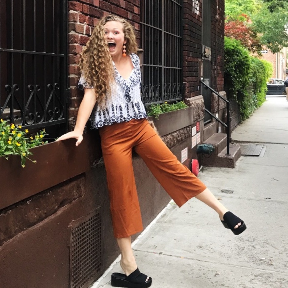 Meet your Posher, Madison